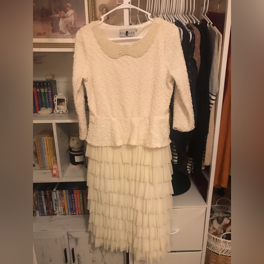 Dainty Jewels Dress 🤍